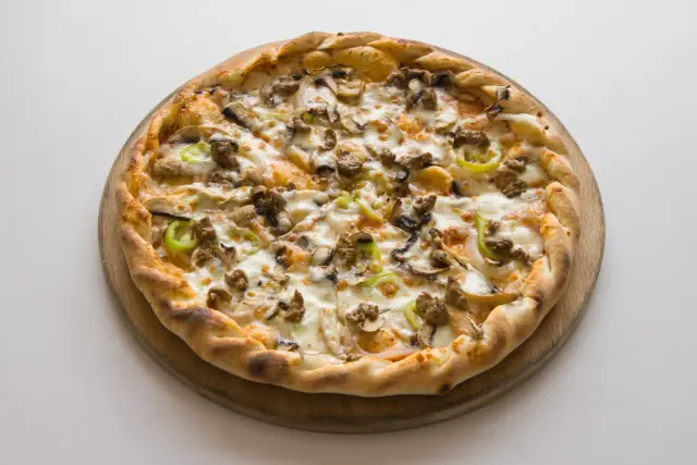 Pizza Rossa: Sekrety, porównanie z Biancą i przepisy